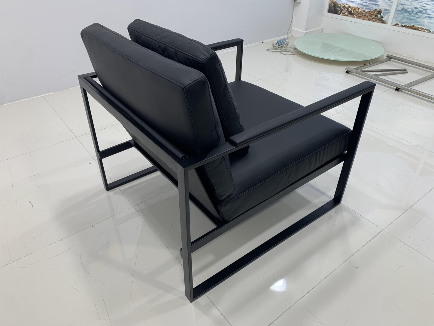 Cuadro Metal Frame and Leather Chair - parada one design